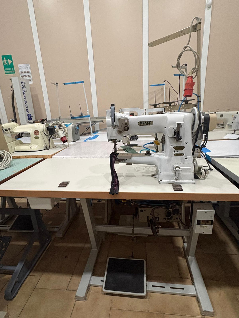 Pfaff 337 attacca maniche usata