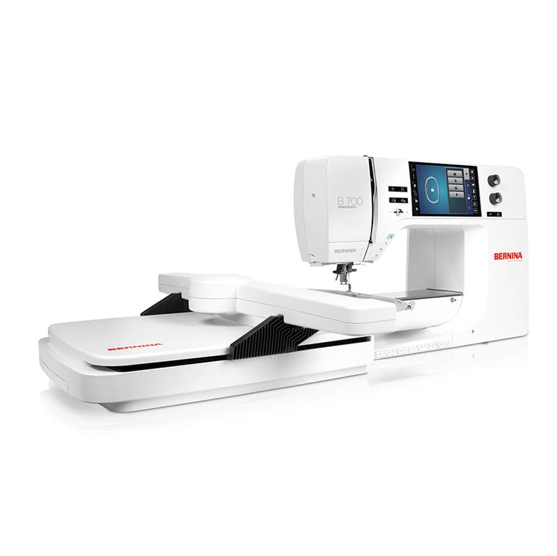 Bernina 700 CON UR